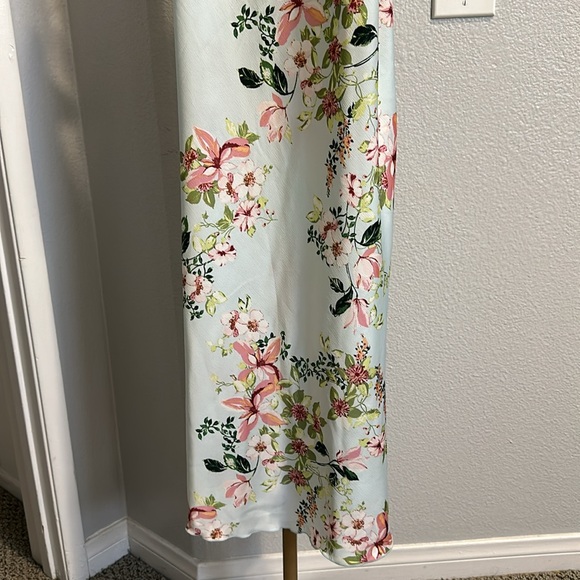 Bebe slip dress. Size M. NWT! Has a very light blue tint to it. Midi dress. - Picture 4 of 8